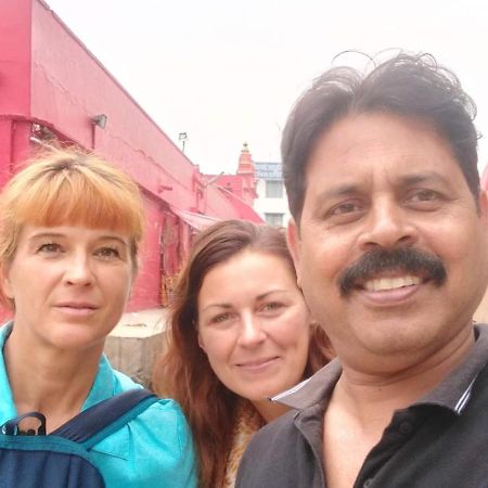 Varuna Palace-Fully Vaccinated Staff Варанаси Экстерьер фото